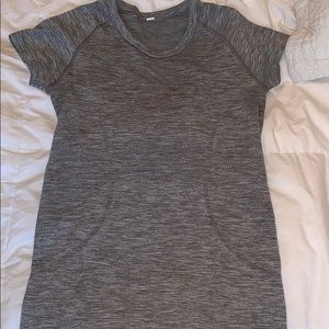 Lululemon Swiftly Tech